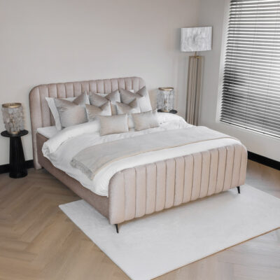Opbergbed Salva ingericht in slaapkamer met matras en topper