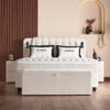 Bed met opbergruimte model Olimpia, inclusief geïntegreerde verlichting en luxe matras, modern design in neutrale kleuren.